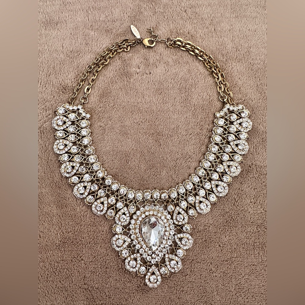 Elegant Gold and Silver Necklace